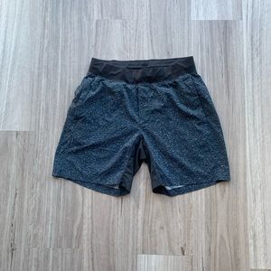 Mens medium blue/ black Lululemon workout shorts